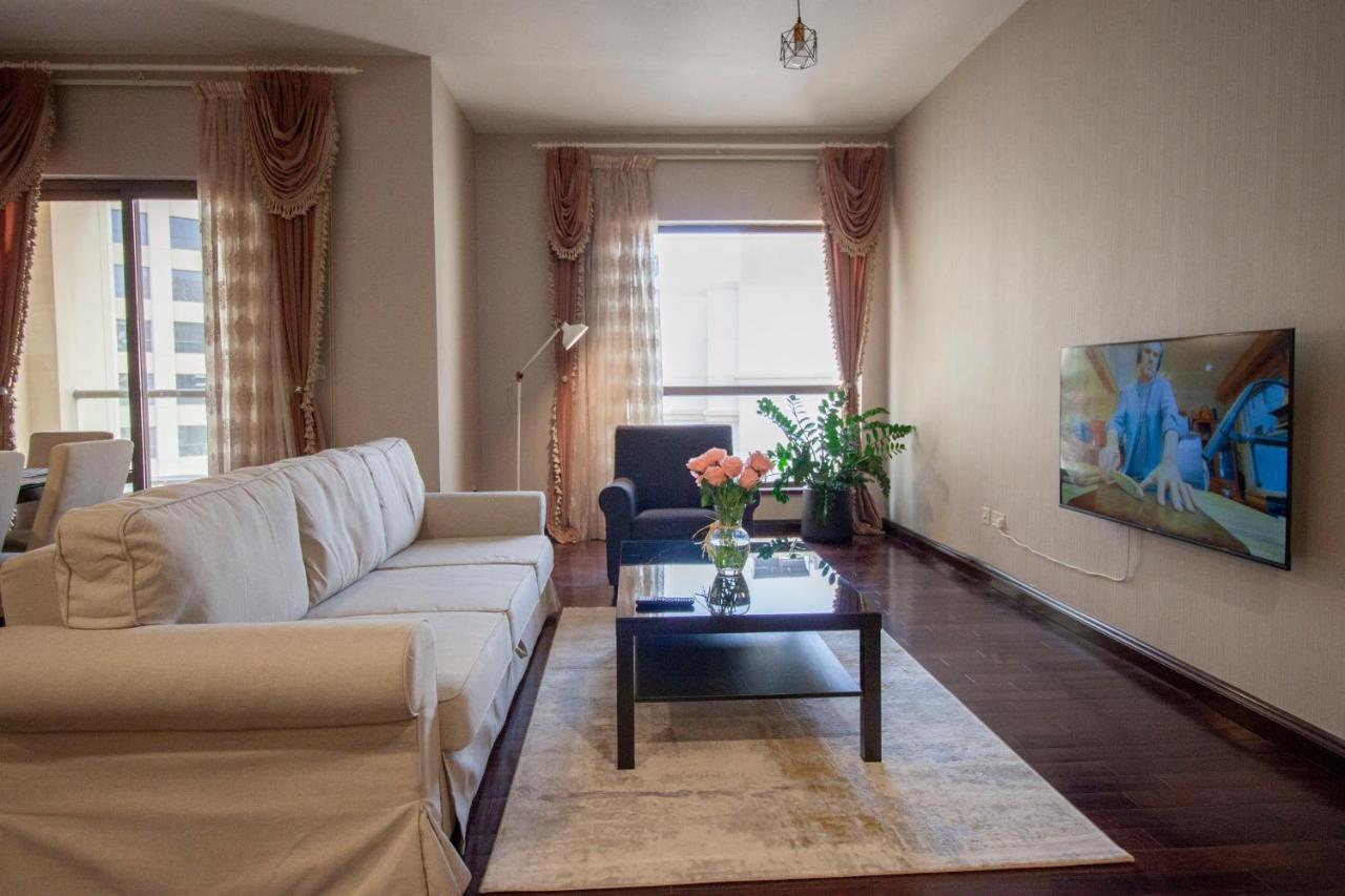 La Buena Vida Holiday Homes - Beach Front Very Spacious, Luxe And Modern 3 Bedroom With Full Kitchen In Jbr , 3 Min To The Jbr Beach Dubai Marina And Tram Station 외부 사진