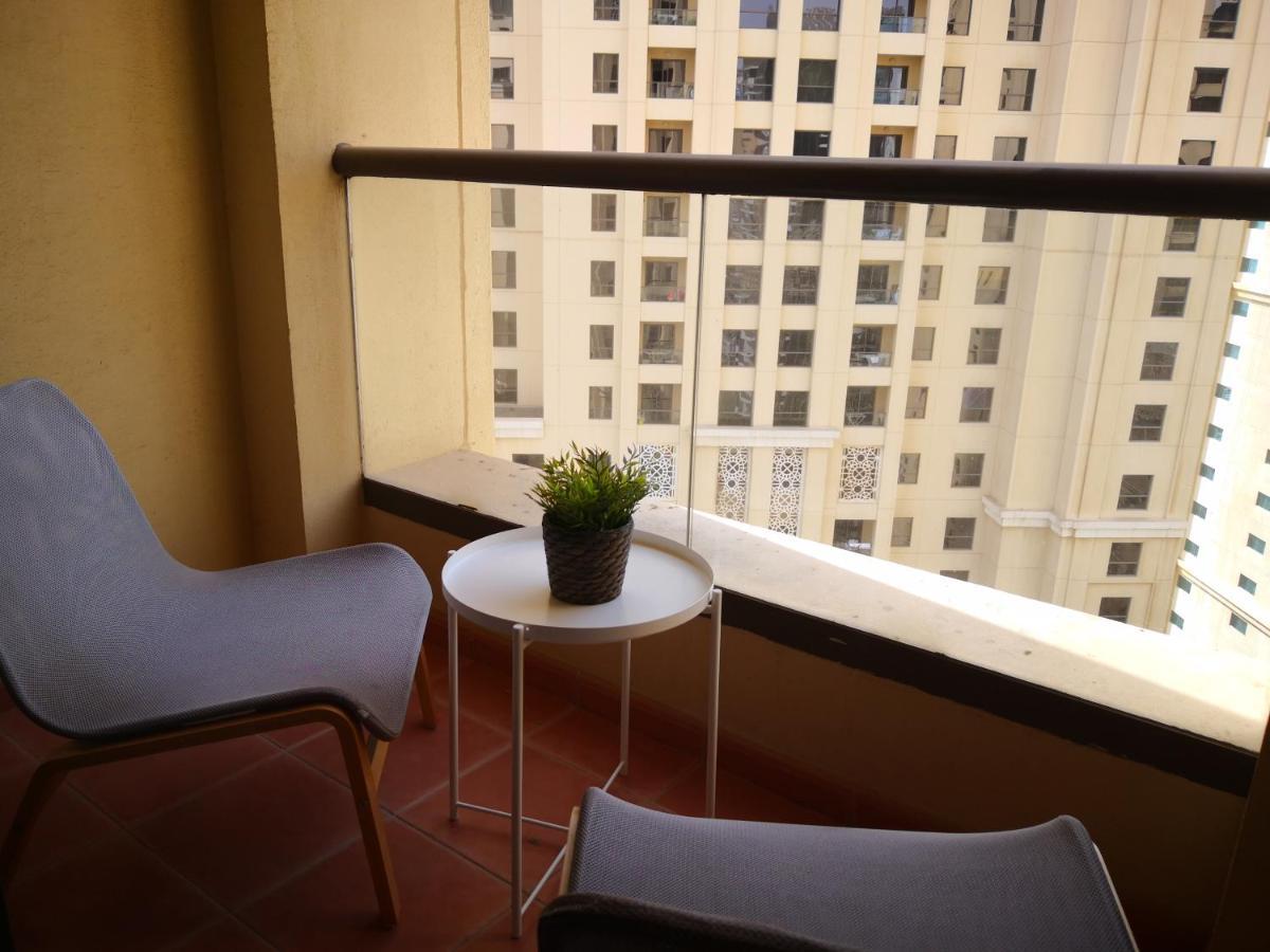 La Buena Vida Holiday Homes - Beach Front Very Spacious, Luxe And Modern 3 Bedroom With Full Kitchen In Jbr , 3 Min To The Jbr Beach Dubai Marina And Tram Station 외부 사진